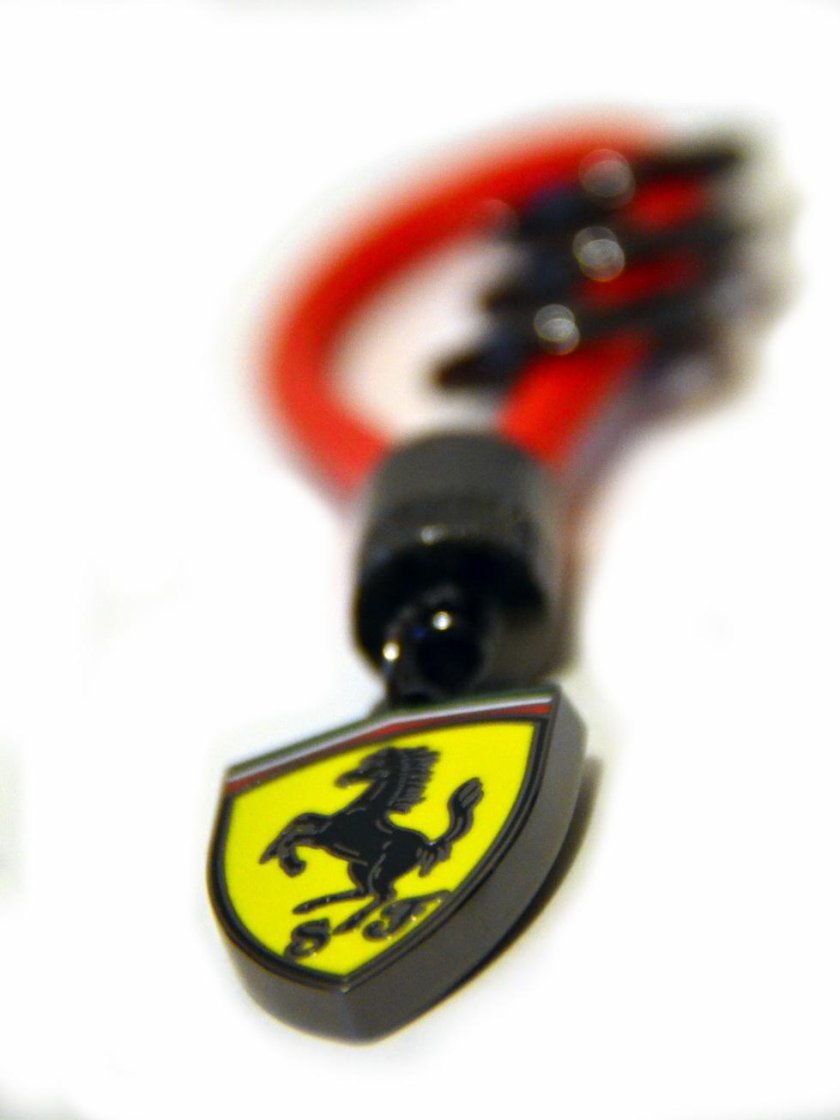 Брелок для ключей ferrari