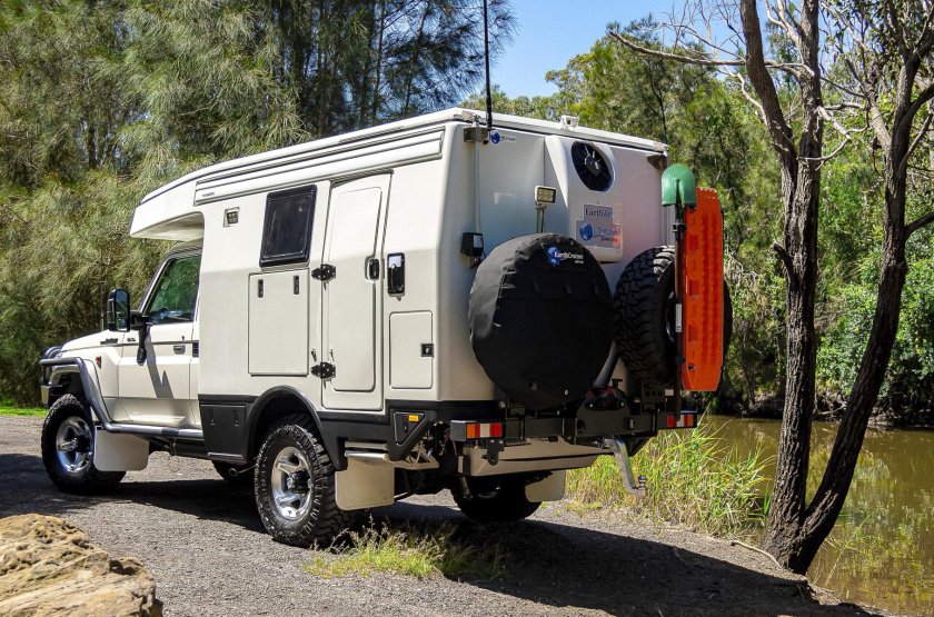 Автодом на базе Toyota Land Cruiser 70