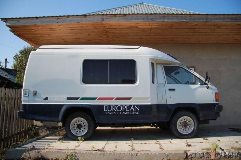 Toyota Town Ace Camper