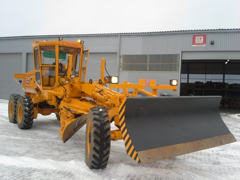 Д-512 автогрейдер