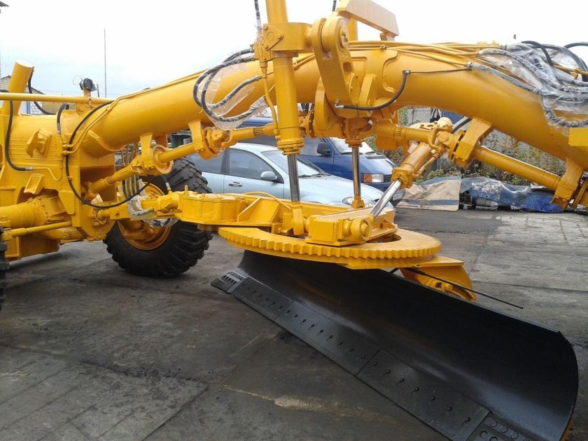 Автогрейдер ДЗ-98