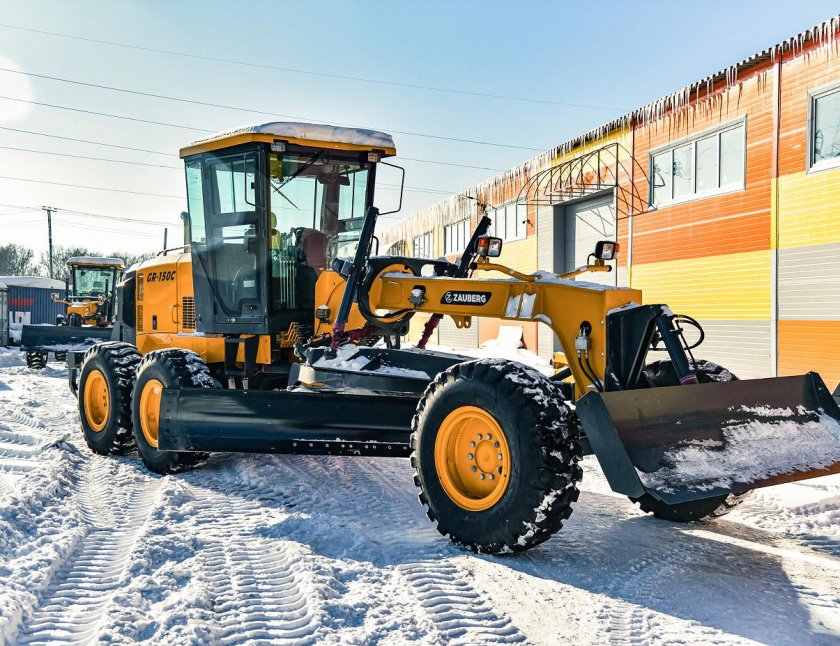 Автогрейдер changlin py220