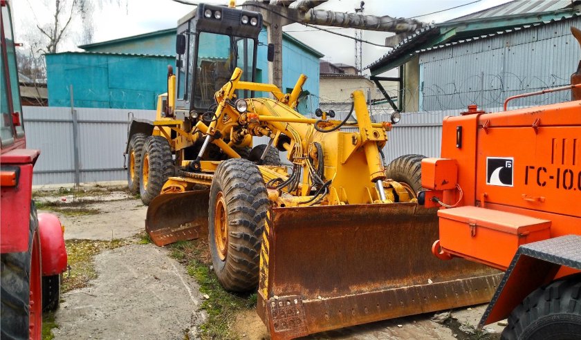 Машинист автогрейдера