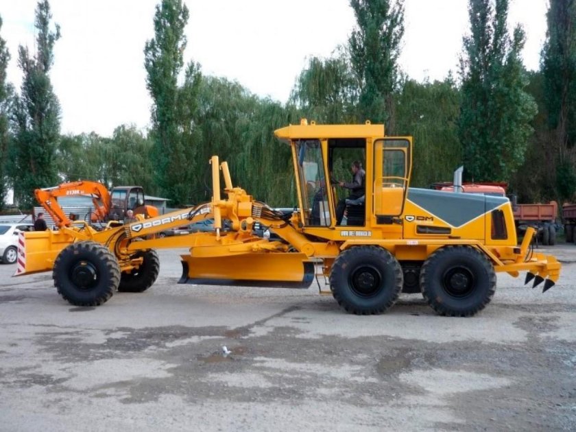 Автогрейдер ДЗ-122б-7