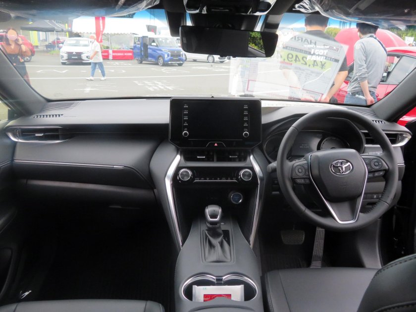 Toyota Harrier 2020 салон