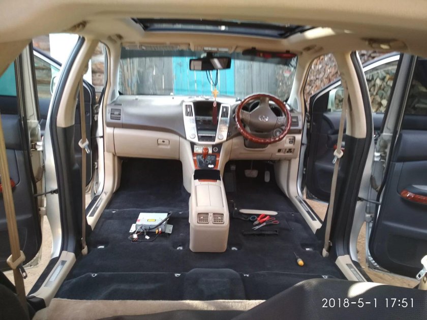 Тойота Харриер 2003 салон