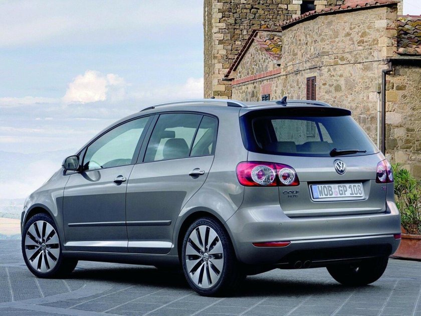 Volkswagen golf plus 2