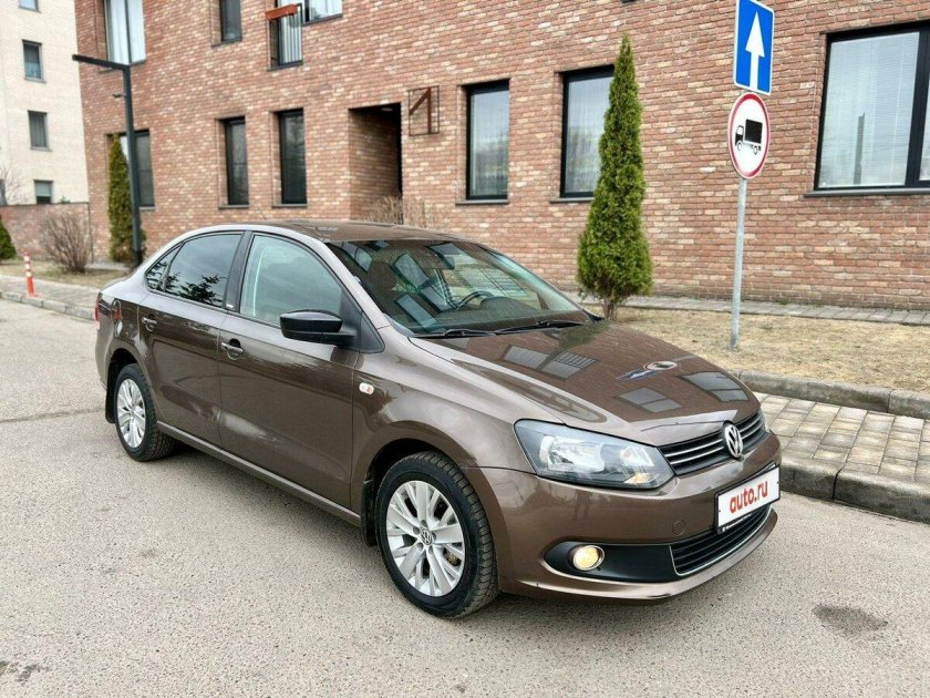 Фольксваген поло коричневый