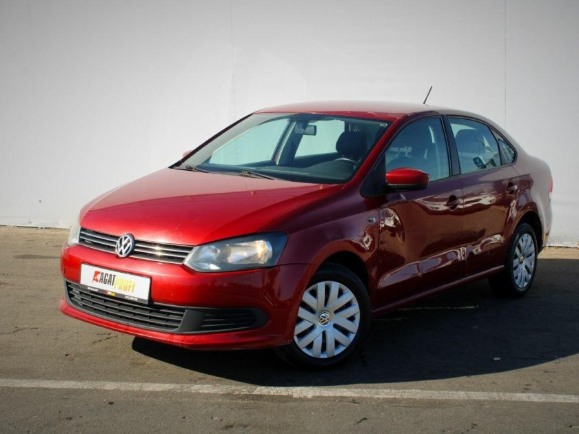Фольксваген поло седан 2012 красный