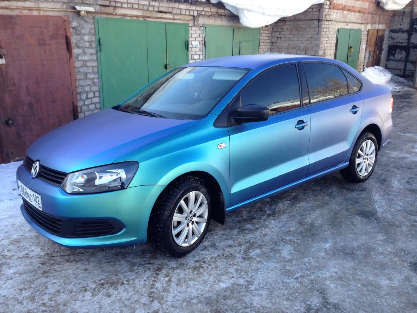 Фольксваген поло зеленый