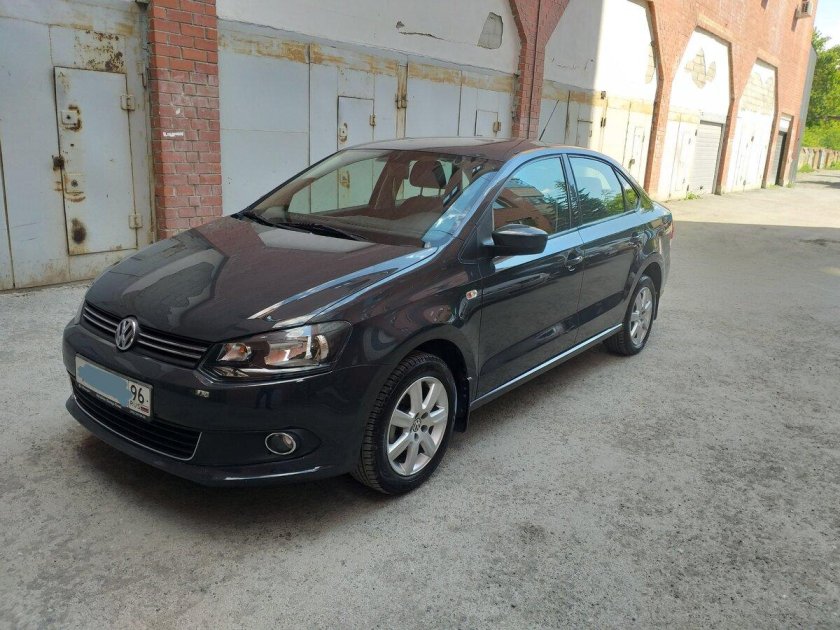 Фольксваген поло серо зеленый