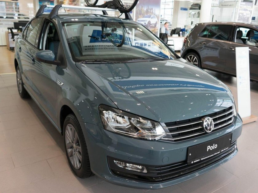 Фольксваген поло 2015 серый