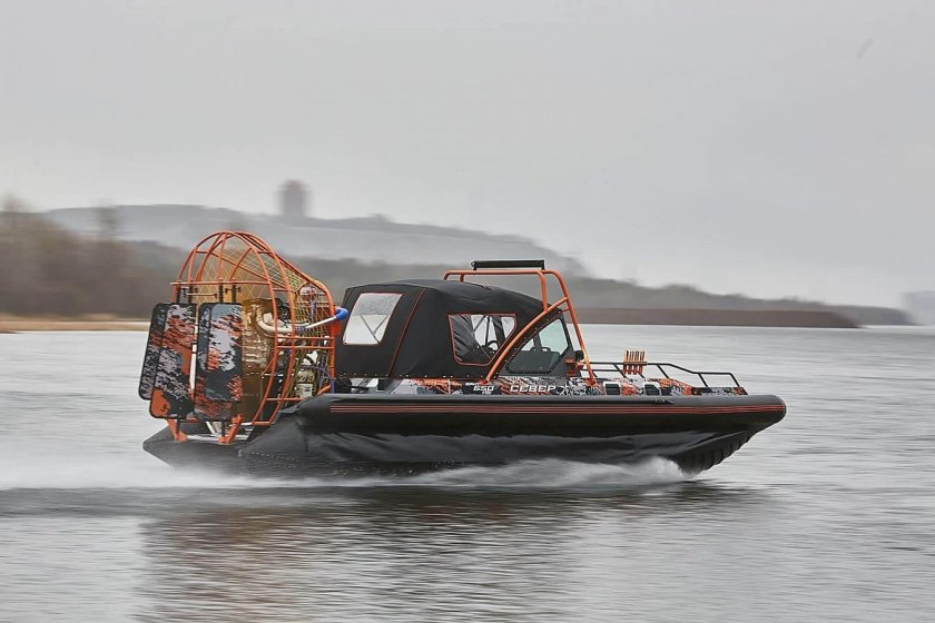 Аэроглиссер Север Фантом 650