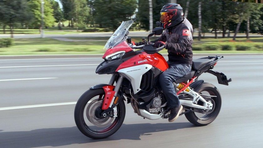 Ducati Multistrada v4s