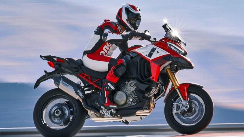 Ducati Multistrada v4