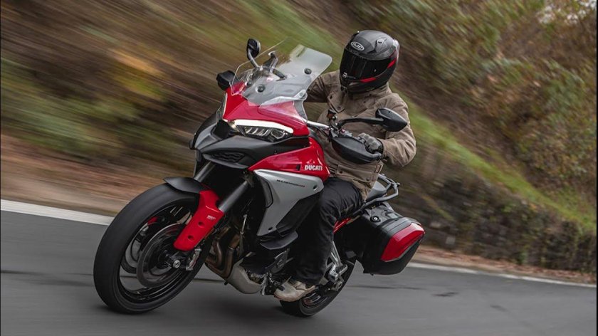 Ducati Multistrada v4