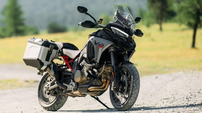 Ducati multistrada v 4 s