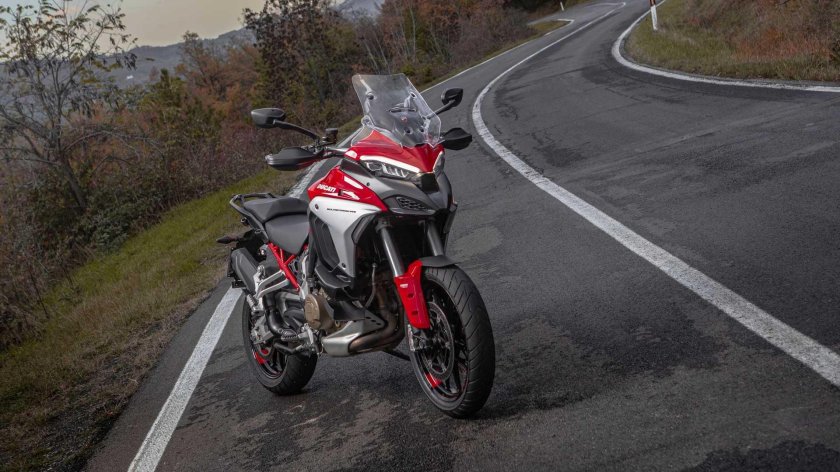 Ducati Multistrada v4
