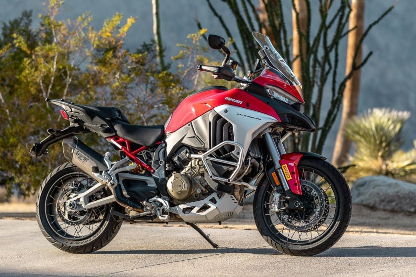Ducati Multistrada v4