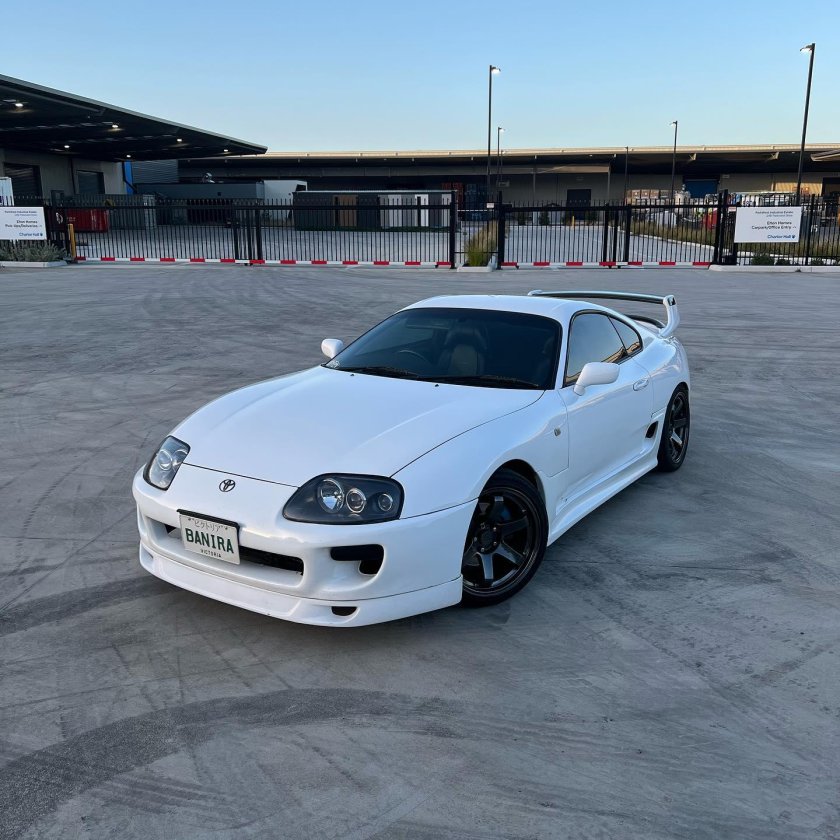 Тойота селика супра