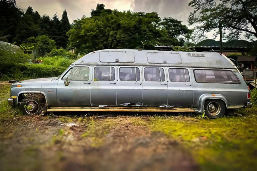 Chevrolet Suburban Limousine