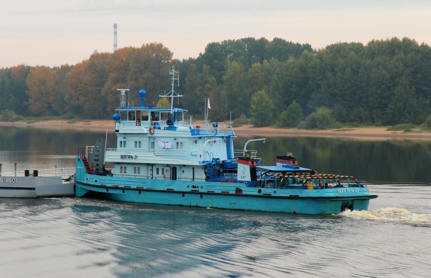 Волгарь 33 теплоход