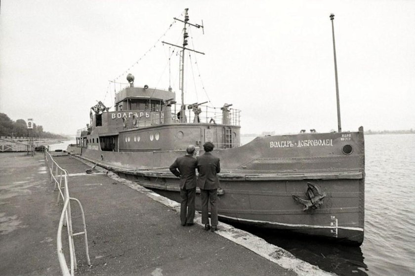 Волгарь-Доброволец теплоход