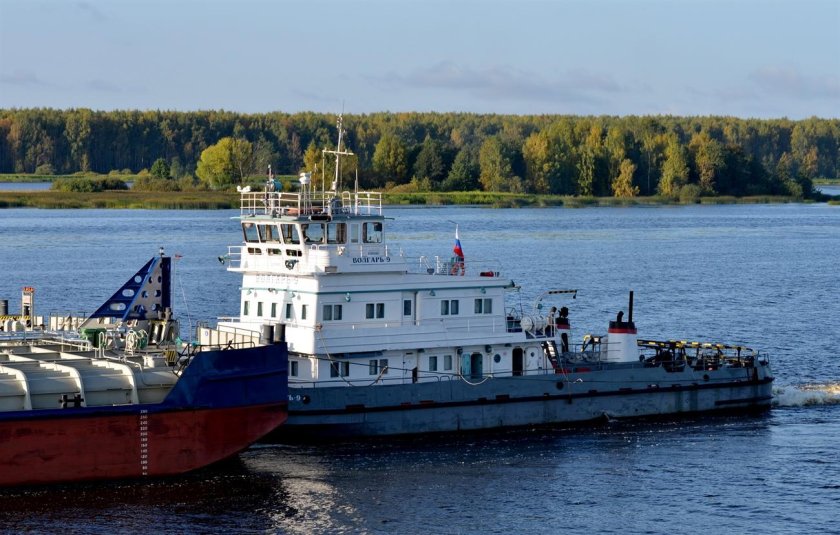 Волгарь 25 теплоход