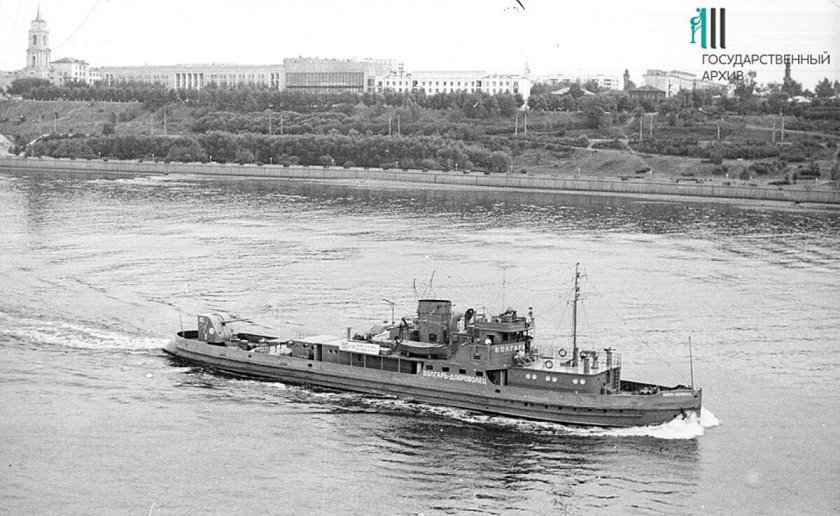 Волгарь Доброволец Канонерская лодка