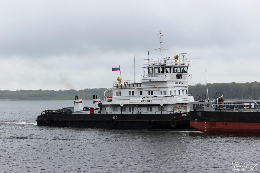 Буксир толкач Волгарь