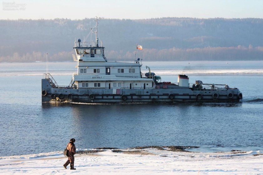 Буксир толкач Волгарь