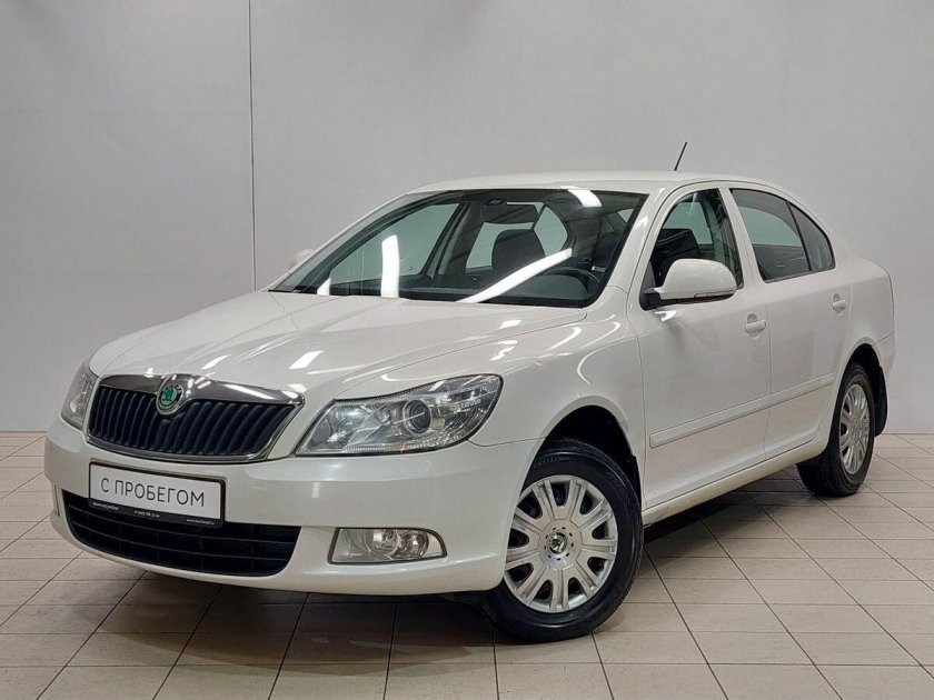 Шкода 2011 года