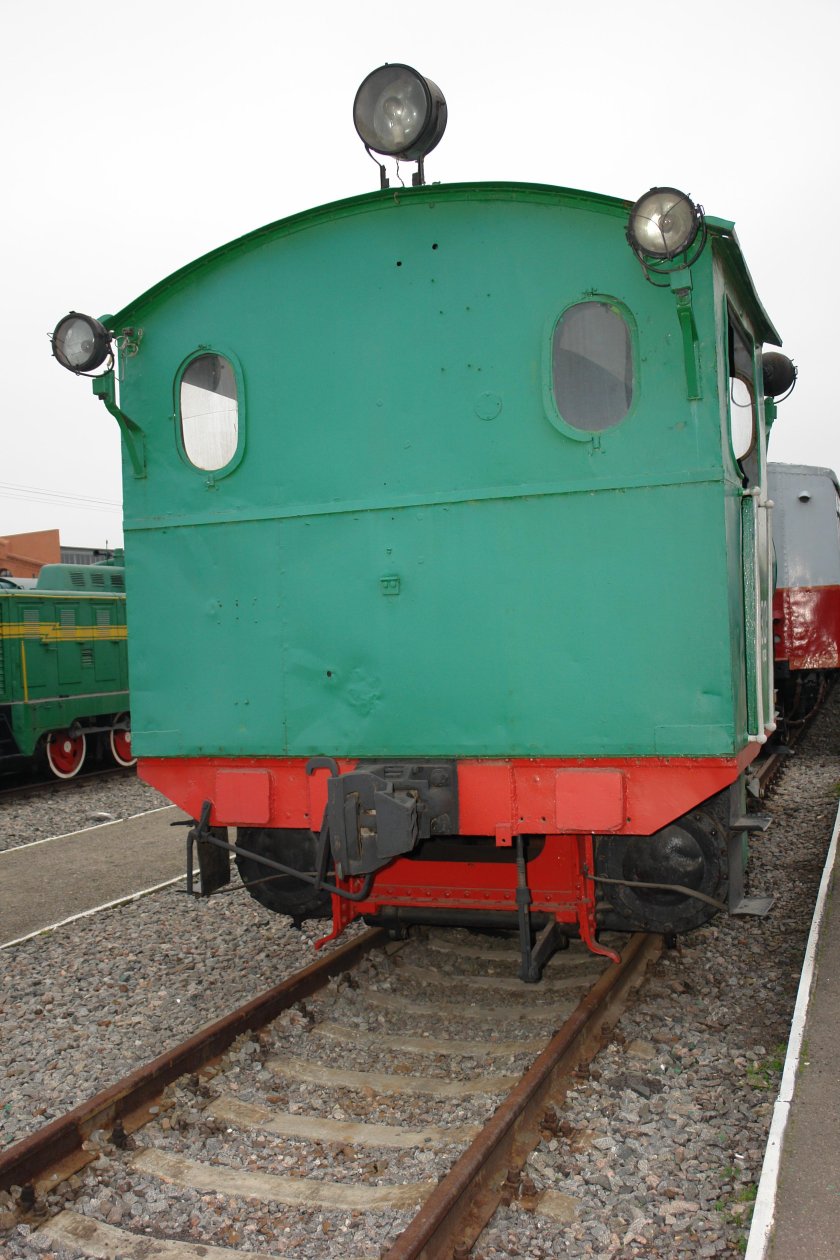 Бестопочный паровоз 9305