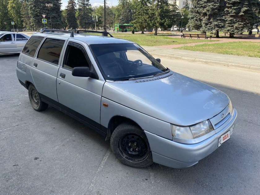 ВАЗ 2111 2002