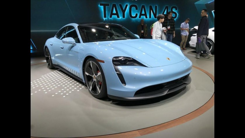 Porsche Taycan 2021