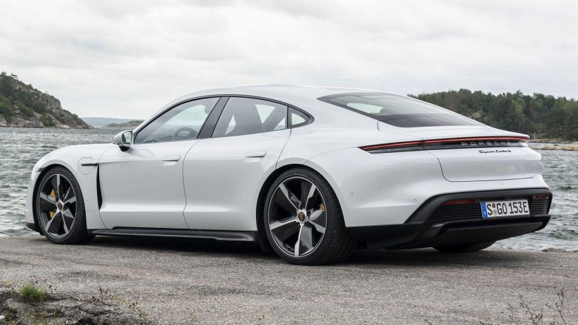 Porsche Taycan Turbo s