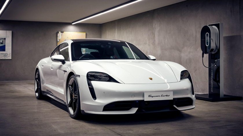 Porsche taycan 2021