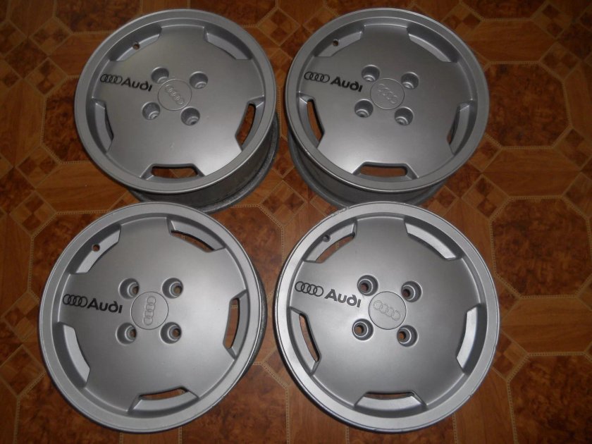 Литые диски на Ауди 80 б3