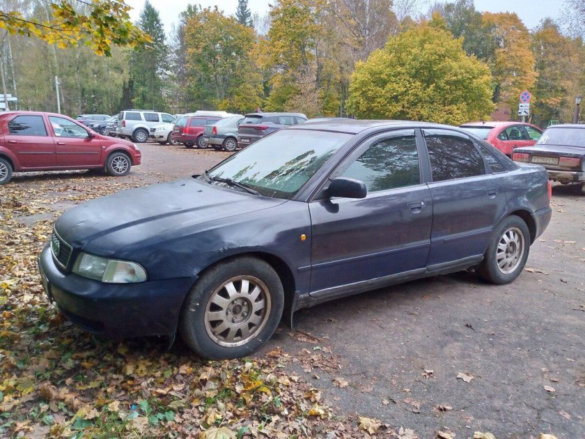 Audi a4 2000 год