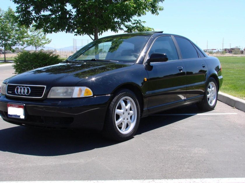 Ауди а4 1998г