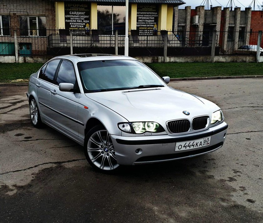 BMW 3 2003