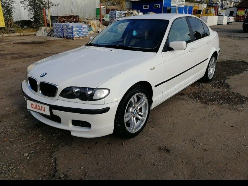 БМВ 3 2003 года