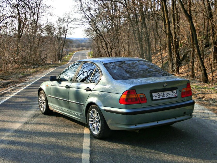 BMW 3 2003