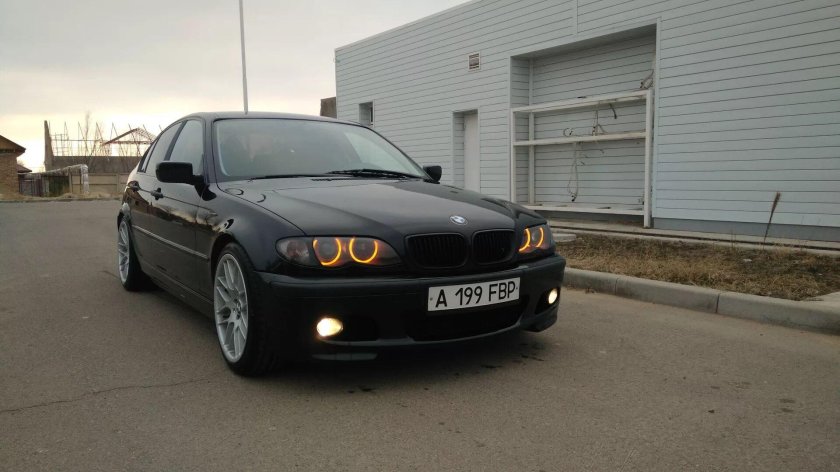 BMW 3 2003
