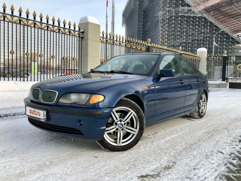 БМВ е46 2003