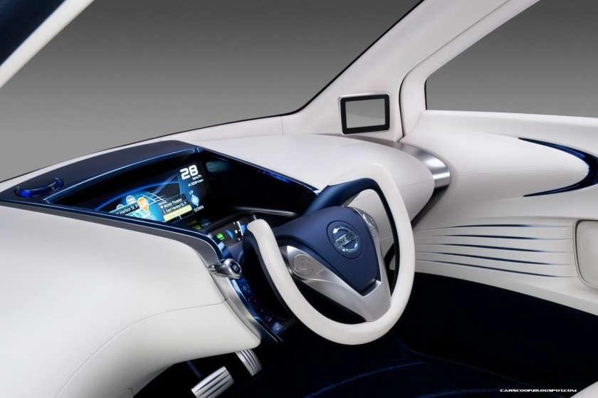Nissan pivo 3