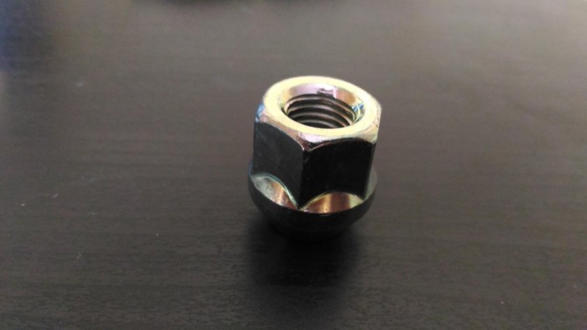 Колёсные гайки для Дэу Джентра