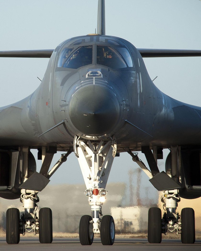 B1 Lancer