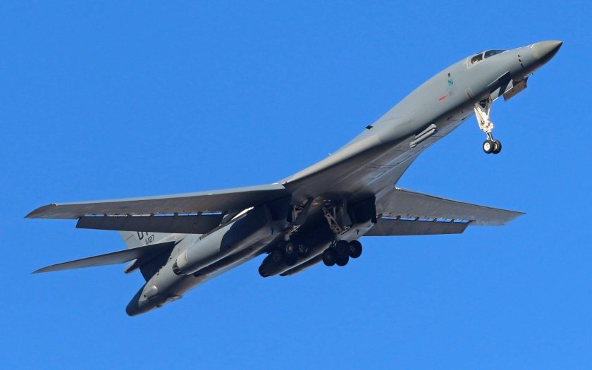 Rockwell b-1 Lancer