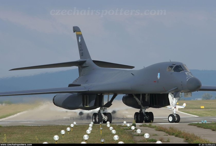 Rockwell b-1b Lancer